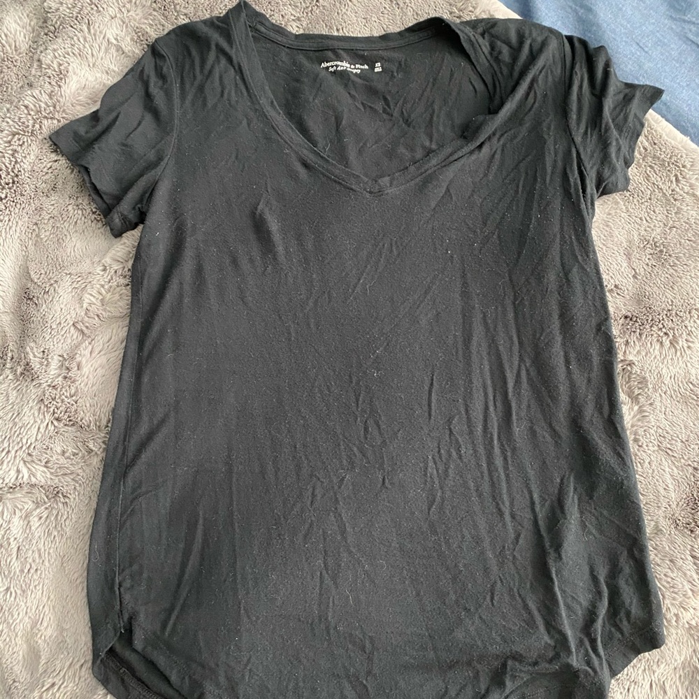 Black tee shirt